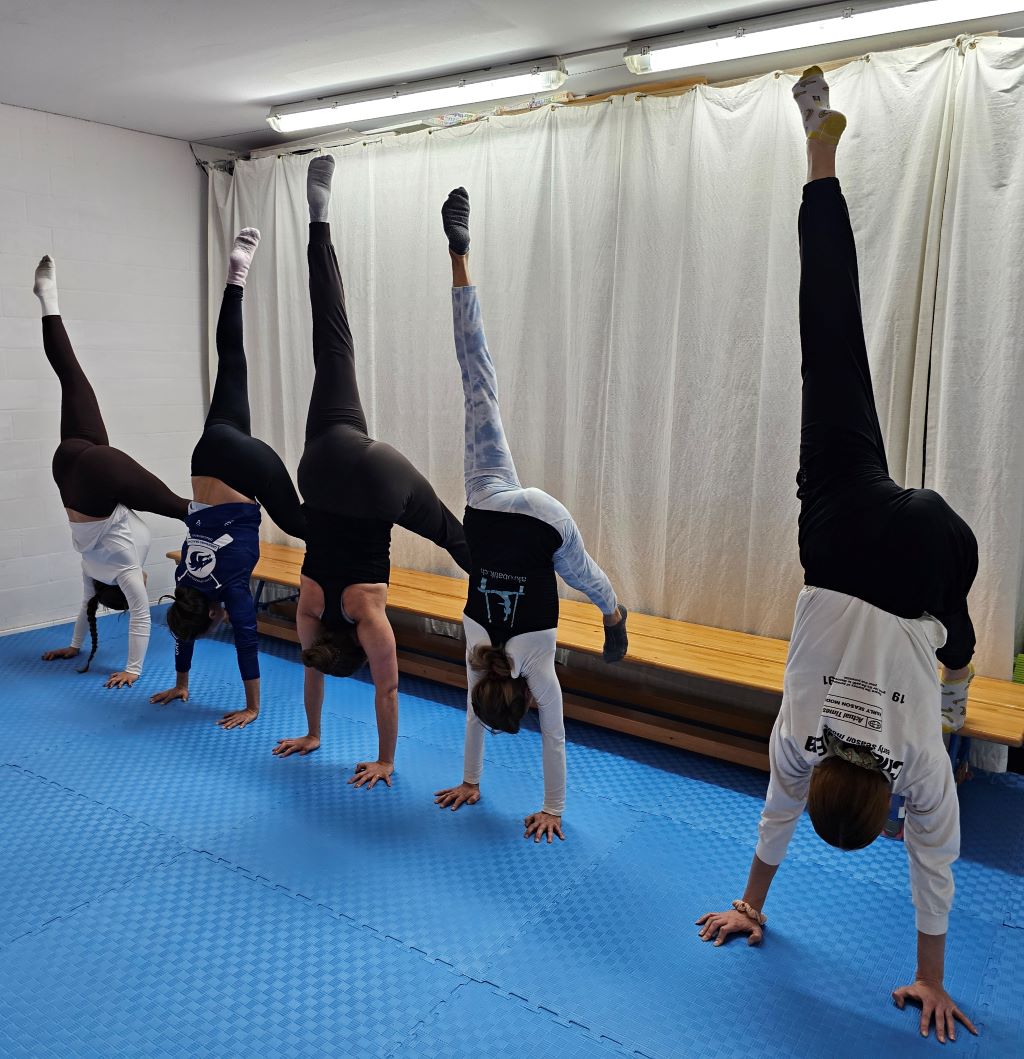 Handstand